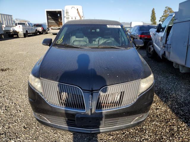 Photo 5 from auction – 2013 LINCOLN MKT with VIN 2L1MJ5LK1DBL50313