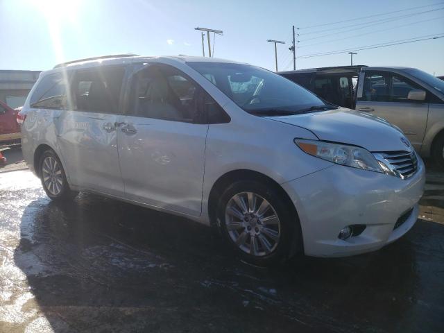 Photo 4 from auction – 2012 TOYOTA SIENNA XLE with VIN 5TDYK3DC0CS249581