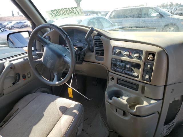 Photo 8 from auction – 2000 CHEVROLET ASTRO with VIN 1GNEL19W0YB102349