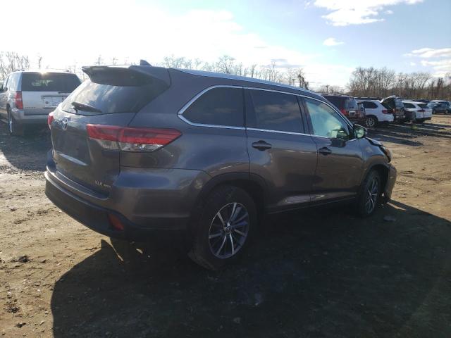 Photo 3 from auction – 2017 TOYOTA HIGHLANDER with VIN 5TDJZRFH0HS381448