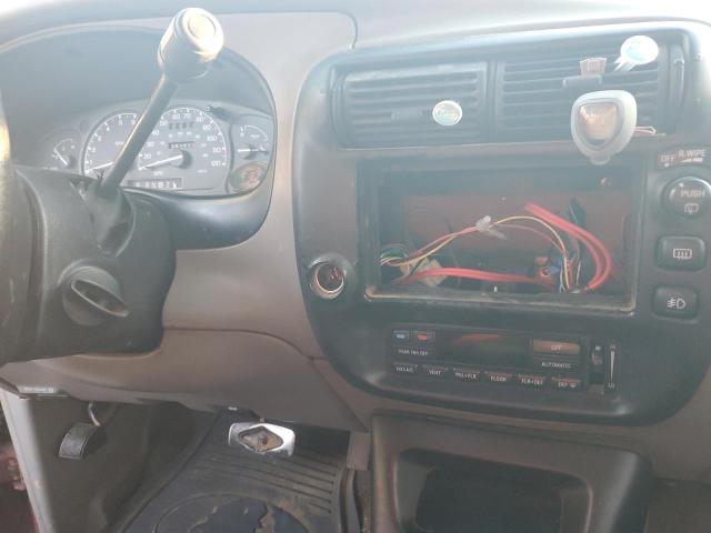 Photo 13 from auction – 2000 MERCURY MOUNTAINEE with VIN 4M2ZU86P4YUJ50352