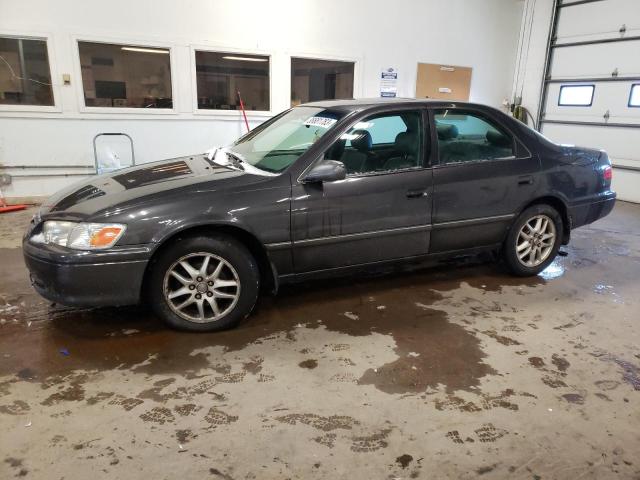 TOYOTA CAMRY LE 2000 with VIN 4T1BF28K8YU950258 - Photo from auction