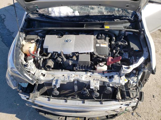 Photo 11 from auction – 2017 TOYOTA PRIUS with VIN JTDKARFU1H3533554