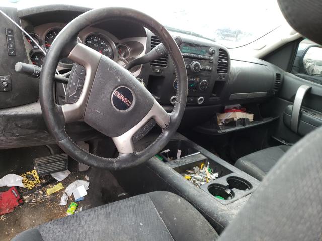 Photo 8 from auction – 2011 GMC SIERRA C15 with VIN 1GTR1VE08BZ318201