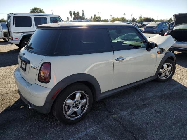 Photo 3 from auction – 2007 MINI COOPER with VIN WMWMF33587TL78646