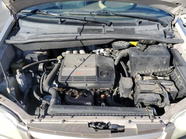 Photo 12 from auction – 2002 TOYOTA SIENNA LE with VIN 4T3ZF13C02U466298
