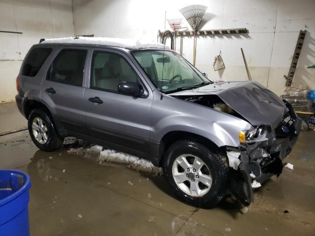 Photo 4 from auction – 2007 FORD ESCAPE XLT with VIN 1FMYU93187KA61381