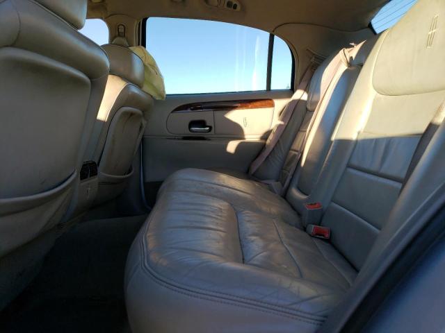 Photo 10 from auction – 2002 LINCOLN TOWN CAR E with VIN 1LNHM81W12Y653266