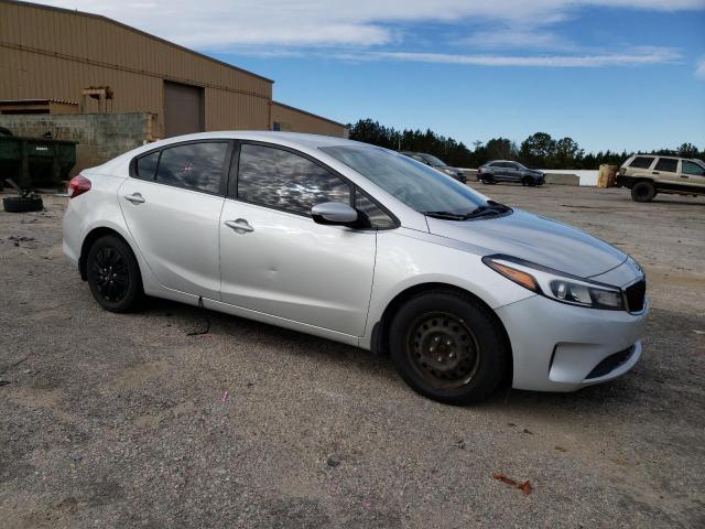 Photo 4 from auction – 2017 KIA FORTE LX with VIN 3KPFK4A74HE061538