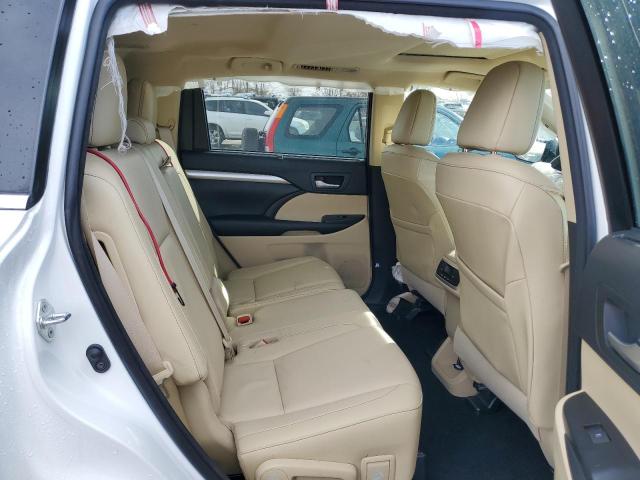 Photo 11 from auction – 2016 TOYOTA HIGHLANDER with VIN 5TDJKRFH5GS300107