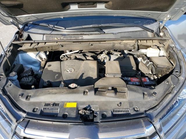 Photo 11 from auction – 2018 TOYOTA HIGHLANDER with VIN 5TDYZRFH3JS242113