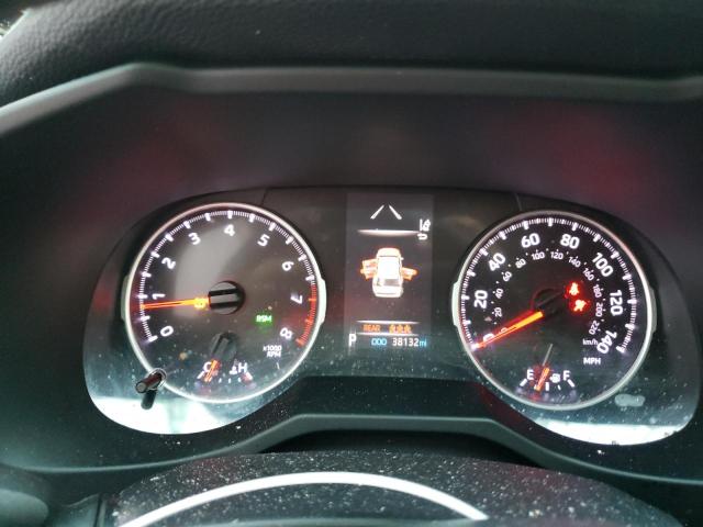 Photo 9 from auction – 2019 TOYOTA RAV4 XLE with VIN JTMP1RFV7KD011897