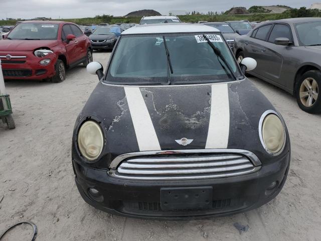 Photo 5 from auction – 2010 MINI COOPER with VIN WMWMF3C57ATZ21704
