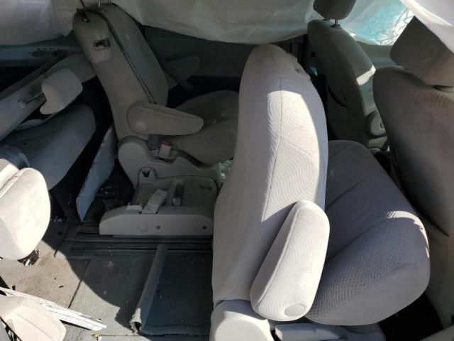 Photo 11 from auction – 2011 TOYOTA SIENNA LE with VIN 5TDKK3DC2BS034305