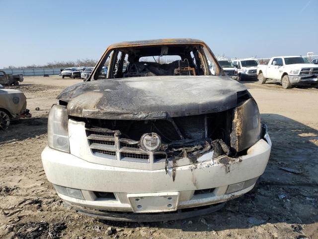 Photo 5 from auction – 2010 CADILLAC ESCALADE H with VIN 1GYUCEEJ5AR212097