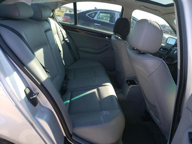 Photo 10 from auction – 2005 BMW 325 I with VIN WBAET37415NJ85139