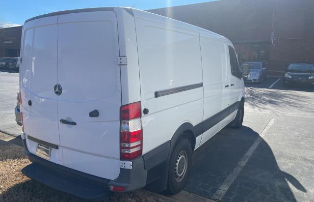 Photo 4 from auction – 2015 MERCEDES-BENZ SPRINTER 2 with VIN WD3PE7DC8F5998272