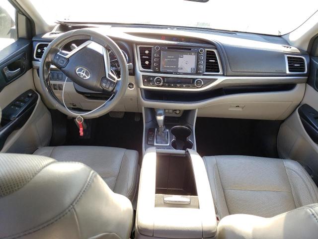 Photo 8 from auction – 2017 TOYOTA HIGHLANDER with VIN 5TDYZRFH2HS212286