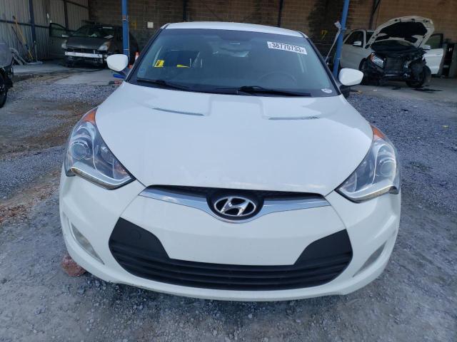 Photo 5 from auction – 2015 HYUNDAI VELOSTER with VIN KMHTC6AD9FU222588