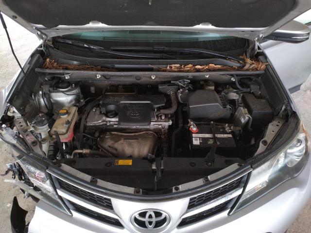 Photo 12 from auction – 2015 TOYOTA RAV4 XLE with VIN 2T3WFREV0FW176763