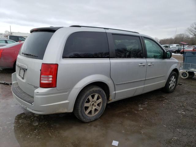 Photo 3 from auction – 2010 CHRYSLER TOWN & COU with VIN 2A4RR5D1XAR346121