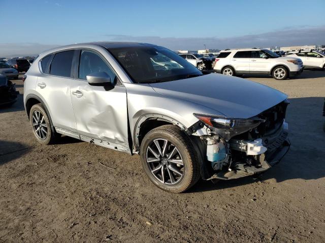 Photo 4 from auction – 2018 MAZDA CX-5 TOURI with VIN JM3KFACM3J1378893