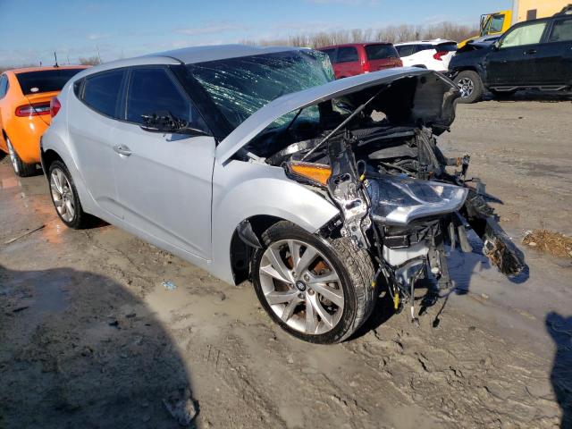 Photo 4 from auction – 2017 HYUNDAI VELOSTER with VIN KMHTC6AD9HU305750