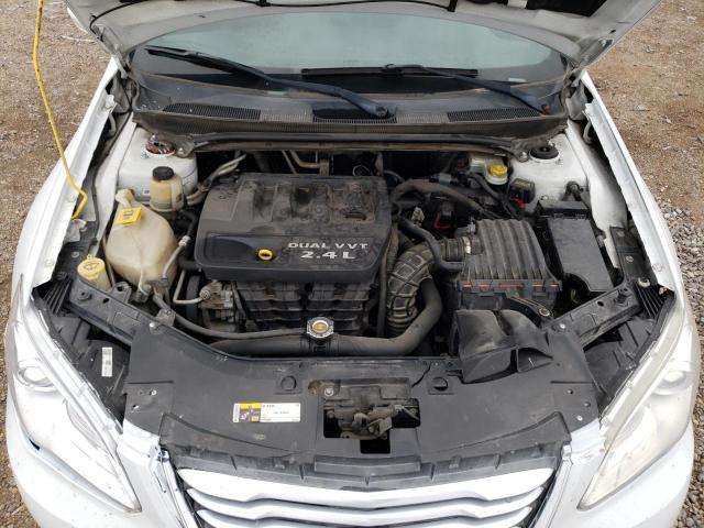 Photo 11 from auction – 2013 CHRYSLER 200 TOURIN with VIN 1C3CCBBB0DN764149