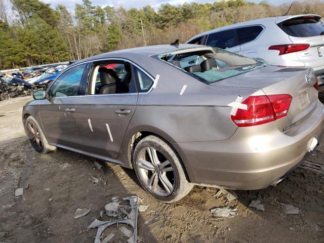 Photo 2 from auction – 2015 VOLKSWAGEN PASSAT SE with VIN 1VWBV7A30FC034293
