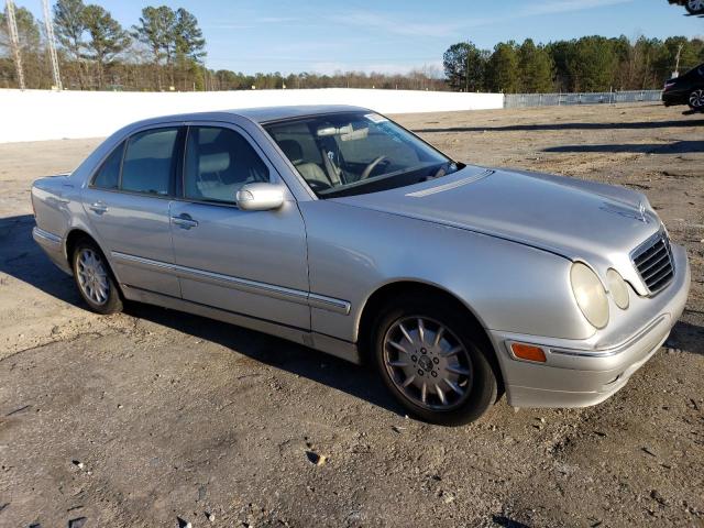 Photo 4 from auction – 2000 MERCEDES-BENZ E 320 with VIN WDBJF65J2YB110909