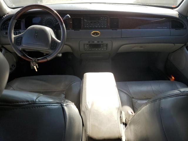 Photo 8 from auction – 2002 LINCOLN TOWN CAR C with VIN 1LNHM85W82Y604060
