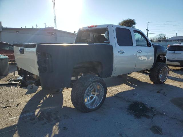 Photo 3 from auction – 2011 CHEVROLET SILVERADO with VIN 3GCPKSE39BG331875