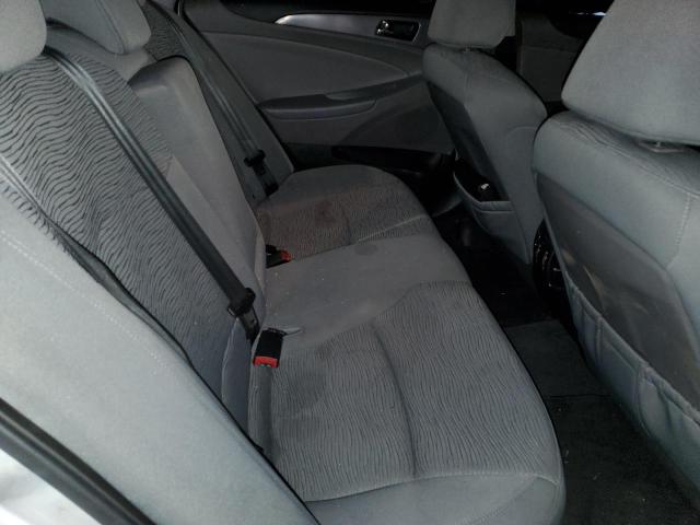 Photo 10 from auction – 2012 HYUNDAI SONATA HYB with VIN KMHEC4A47CA031827