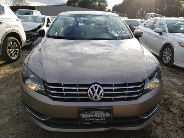 Photo 5 from auction – 2015 VOLKSWAGEN PASSAT SE with VIN 1VWBV7A30FC034293