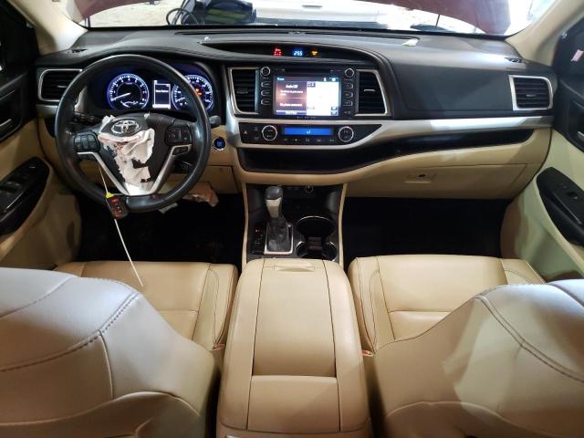 Photo 8 from auction – 2018 TOYOTA HIGHLANDER with VIN 5TDJZRFH1JS833901