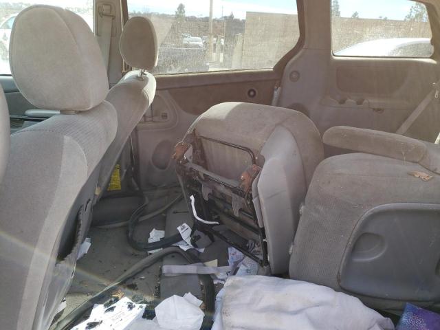 Photo 11 from auction – 2004 TOYOTA SIENNA CE with VIN 5TDZA23C44S152324