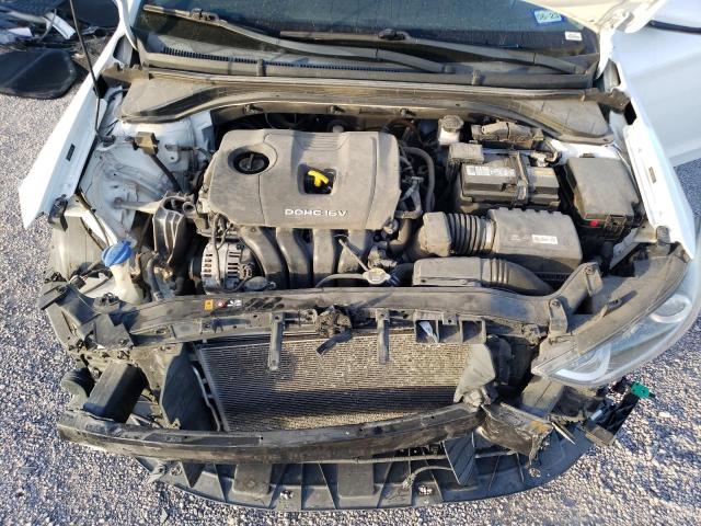 Photo 11 from auction – 2017 HYUNDAI ELANTRA with VIN 5NPD84LF1HH015753