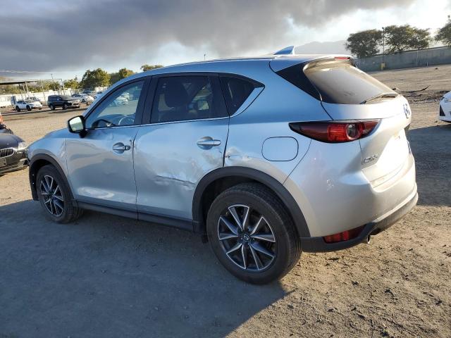 Photo 2 from auction – 2018 MAZDA CX-5 TOURI with VIN JM3KFACM3J1378893