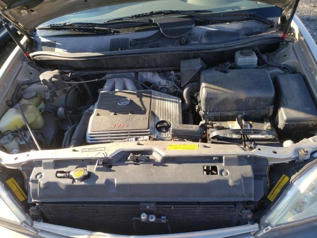 Photo 11 from auction – 2001 LEXUS RX 300 with VIN JTJHF10U810203582