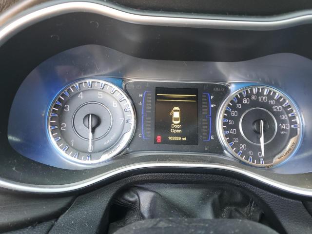 Photo 9 from auction – 2016 CHRYSLER 200 LIMITE with VIN 1C3CCCAB6GN176655