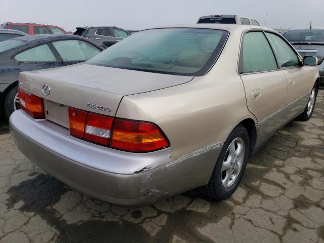 Photo 3 from auction – 1998 LEXUS ES 300 with VIN JT8BF28G0W0138309