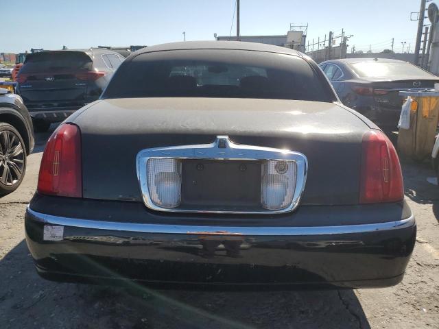 Photo 6 from auction – 2002 LINCOLN TOWN CAR C with VIN 1LNHM85W82Y604060