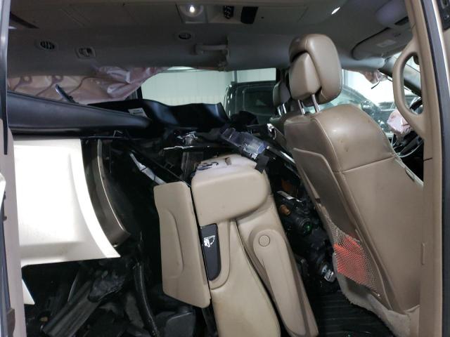 Photo 11 from auction – 2012 CHRYSLER TOWN & COU with VIN 2C4RC1GG8CR395028
