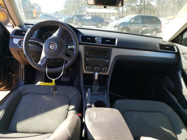 Photo 8 from auction – 2012 VOLKSWAGEN PASSAT S with VIN 1VWAP7A33CC014251