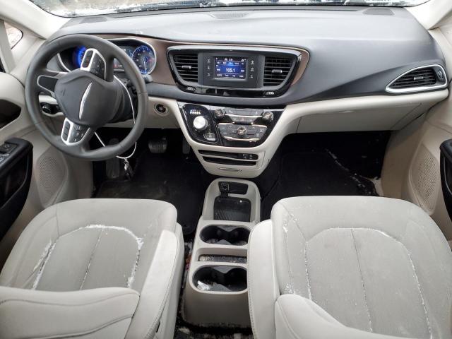 Photo 8 from auction – 2017 CHRYSLER PACIFICA L with VIN 2C4RC1CG1HR552301