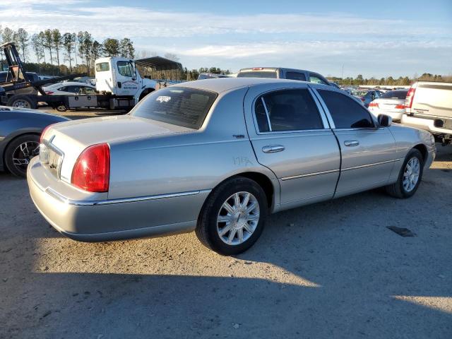 Photo 3 from auction – 2008 LINCOLN TOWN CAR S with VIN 2LNHM82W28X655809