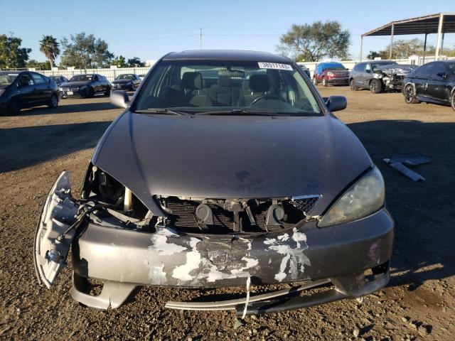 Photo 5 from auction – 2005 TOYOTA CAMRY LE with VIN 4T1BE32KX5U989673