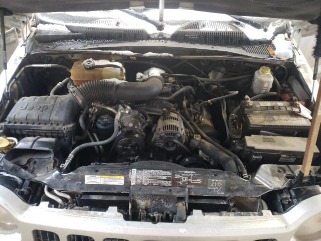 Photo 12 from auction – 2005 JEEP LIBERTY SP with VIN 1J4GL48K45W620190