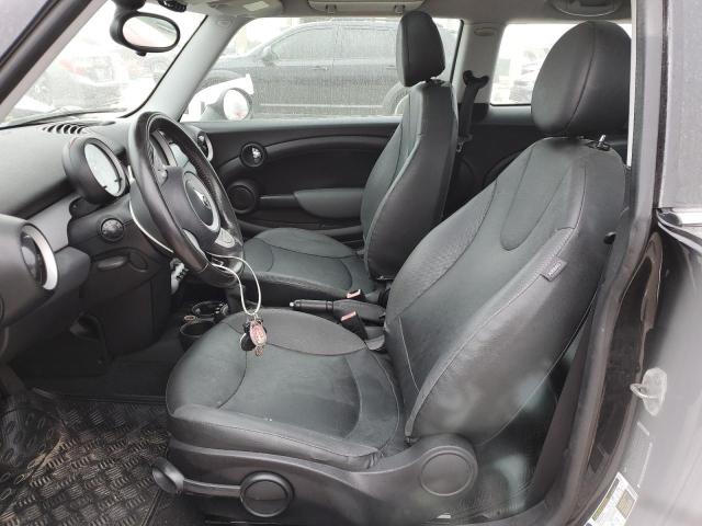 Photo 7 from auction – 2010 MINI COOPER with VIN WMWMF3C57ATZ21704