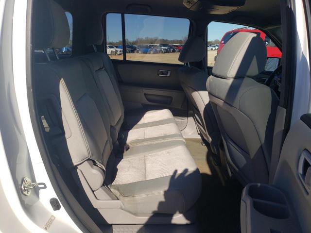 Photo 11 from auction – 2015 HONDA PILOT LX with VIN 5FNYF3H27FB029854
